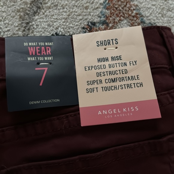 NWT angel kiss brown distressed shorts size 7 full button up - Picture 8 of 8